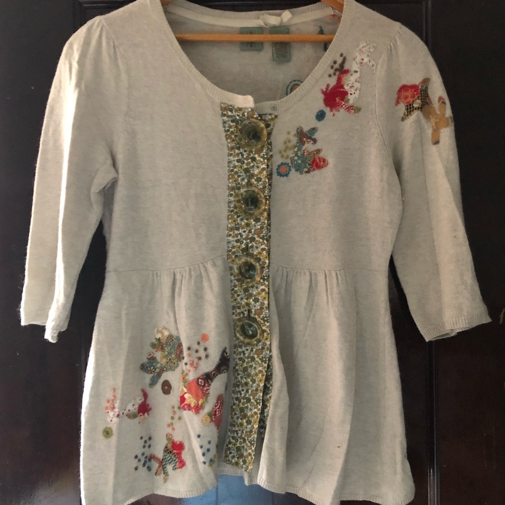 Adorable lightweight sweater with fish pattern